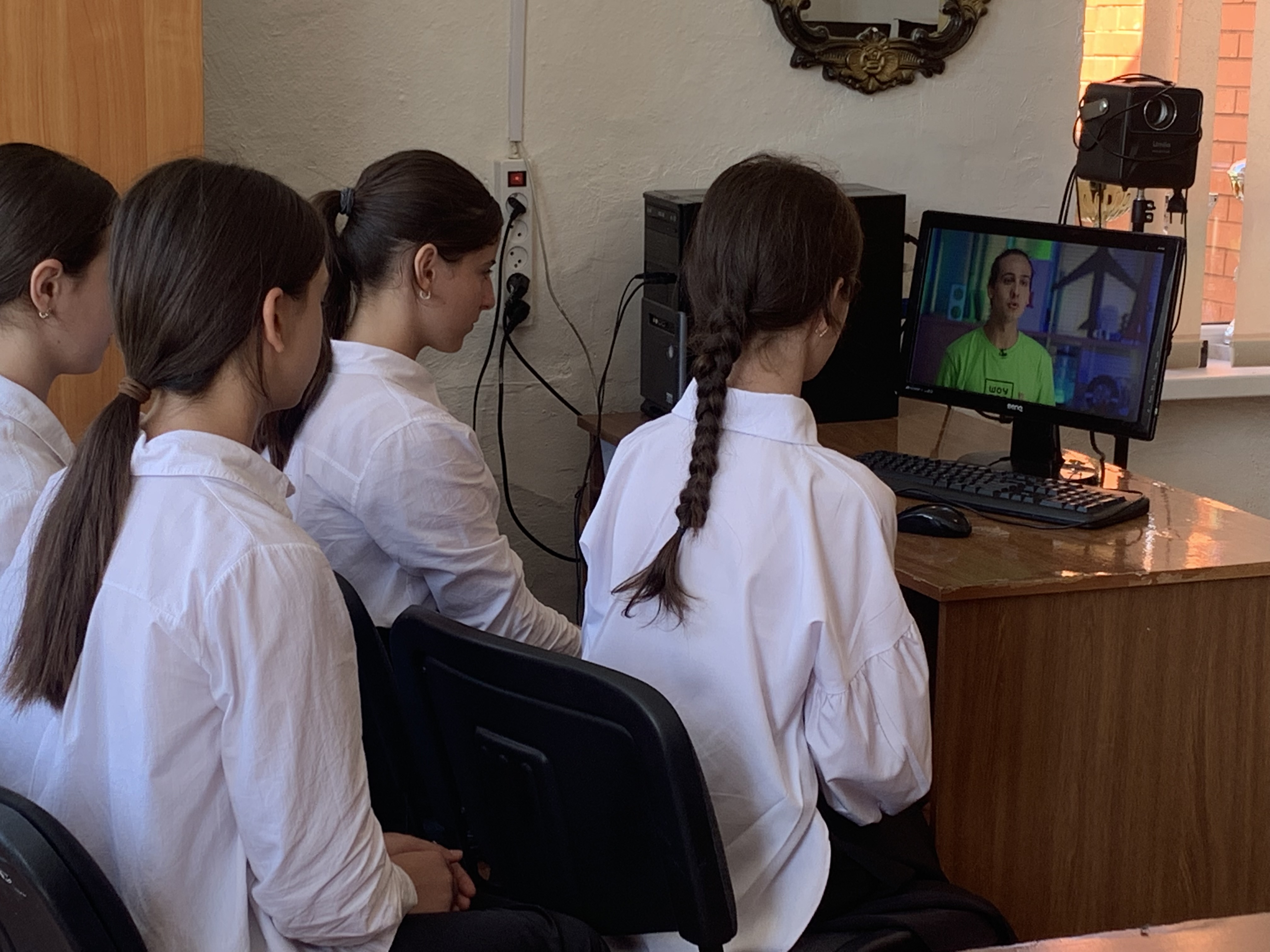 Урок ранней профориентации проекта «Шоу профессий» «Разностороннее развитие детей» по тематике «Педагогика и наставничество».